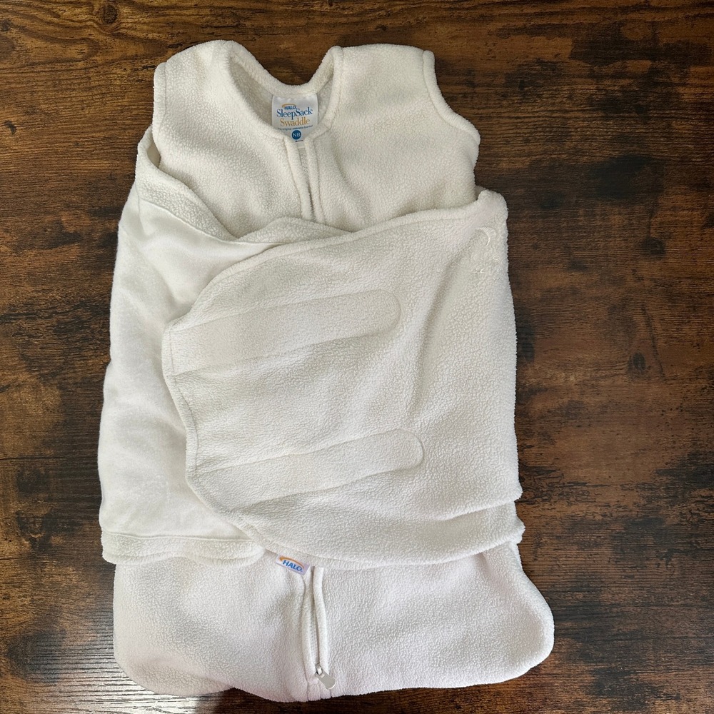 Halo SleepSack Swaddle Kids NB Cream Fleece Adjustable Wearable Blanket GPU 6541